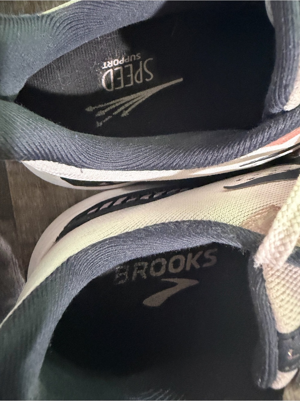Brooks Women’s size 8.5 Athletic Shoes — Light Pink with Gray Accents - Picture 8 of 9